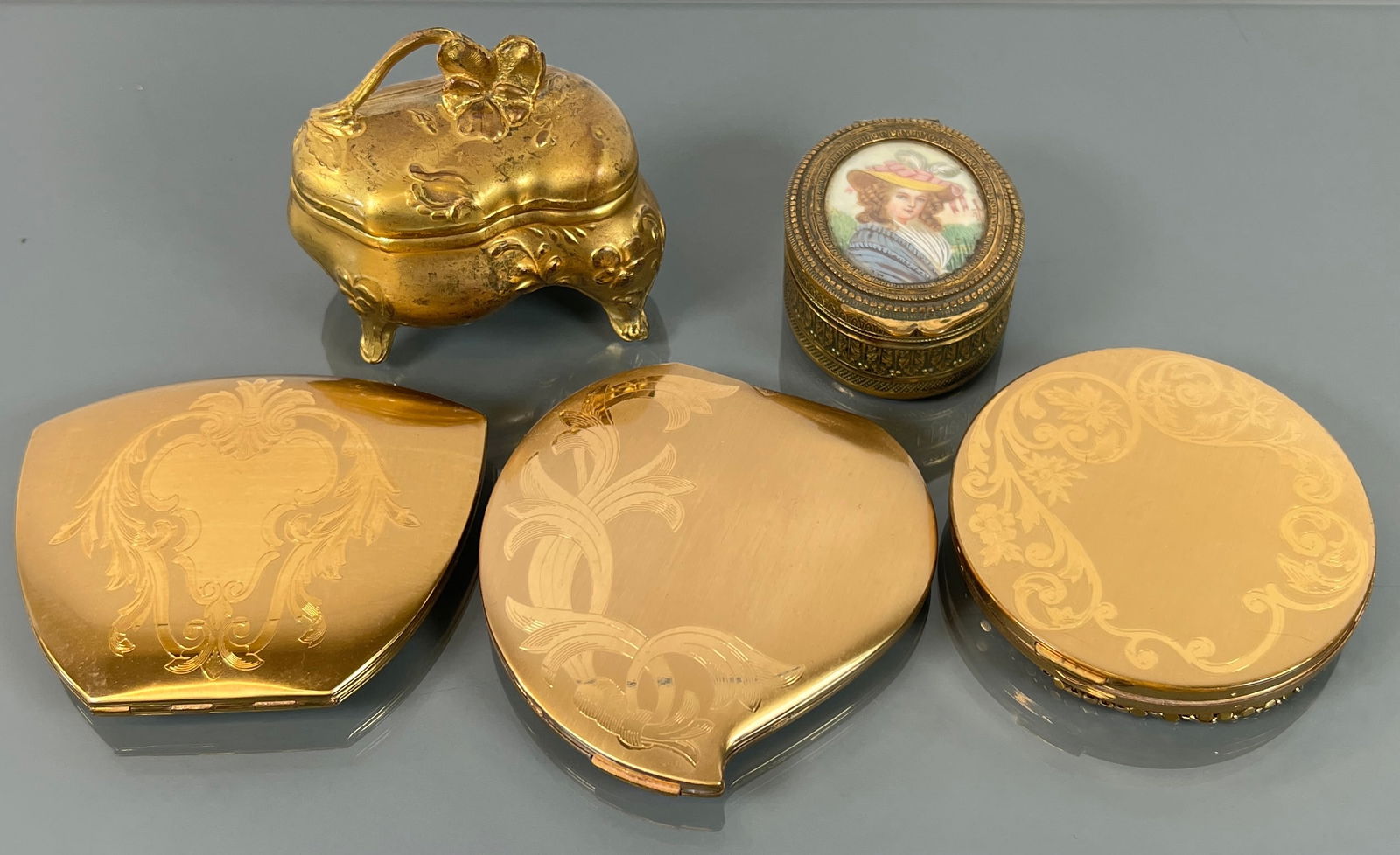 LADIES DRESSER ITEMS - COMPACTS AND TRINKET BOXES (1 of 2)