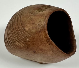 ROBERT MAXWELL CRITTER POTTERY