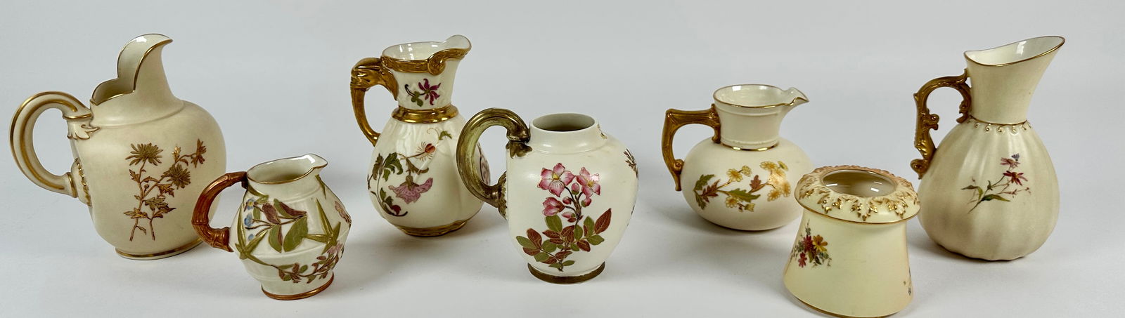 ROYAL WORCESTER PORCELAIN COLLECTION (1 of 10)