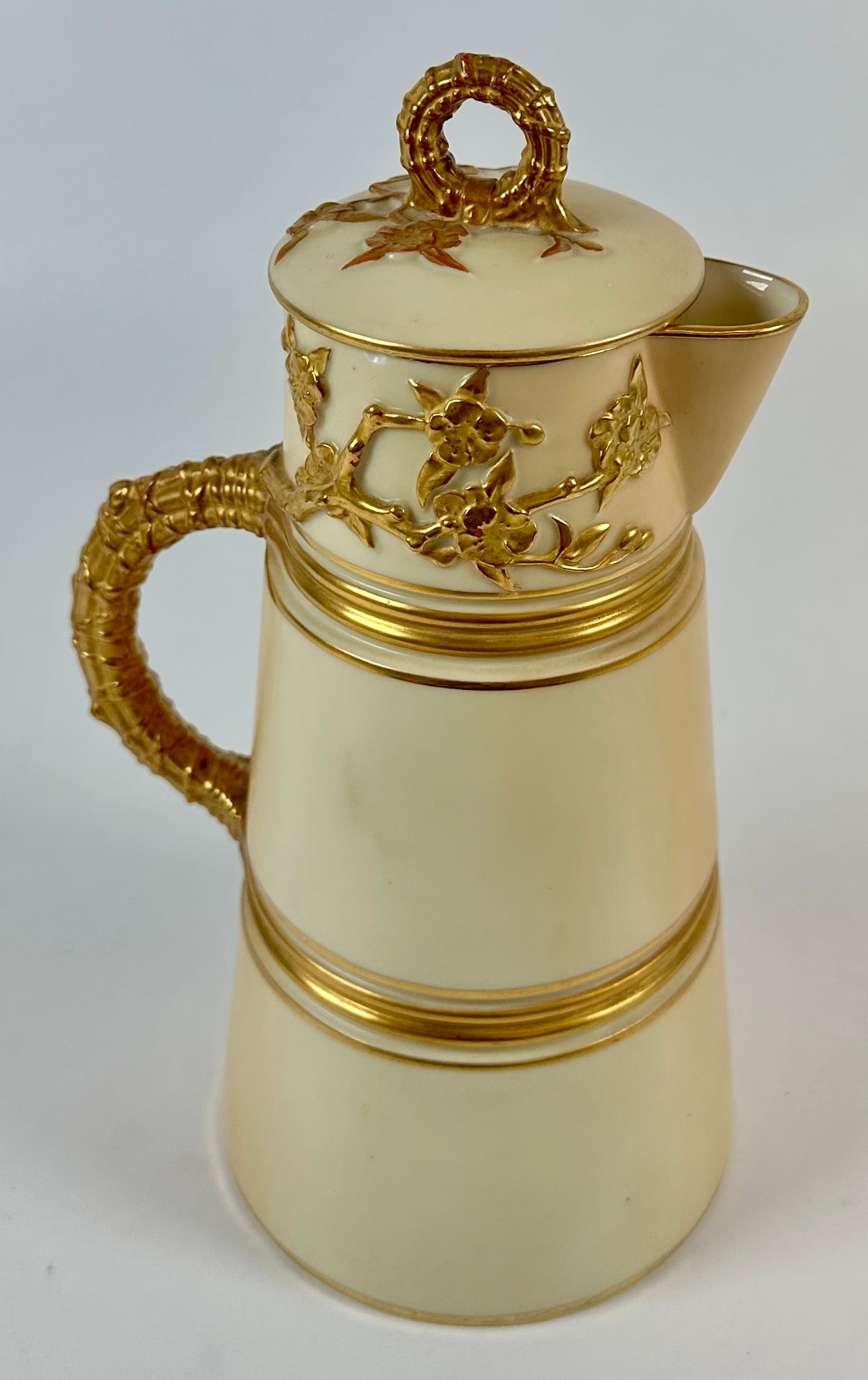 ROYAL WORCESTER PORCELAIN PITCHER (1 of 4)