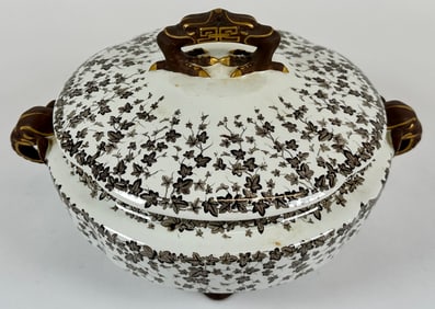 ROYAL WORCESTER COVERED BOWL