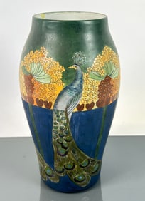 T&V LIMOGES - FRANCE PORCELAIN VASE