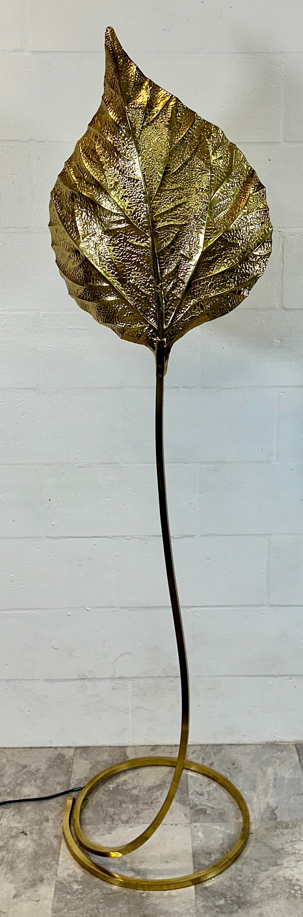 TOMMASO BARBI SCULPTURAL LAMP (1 of 3)