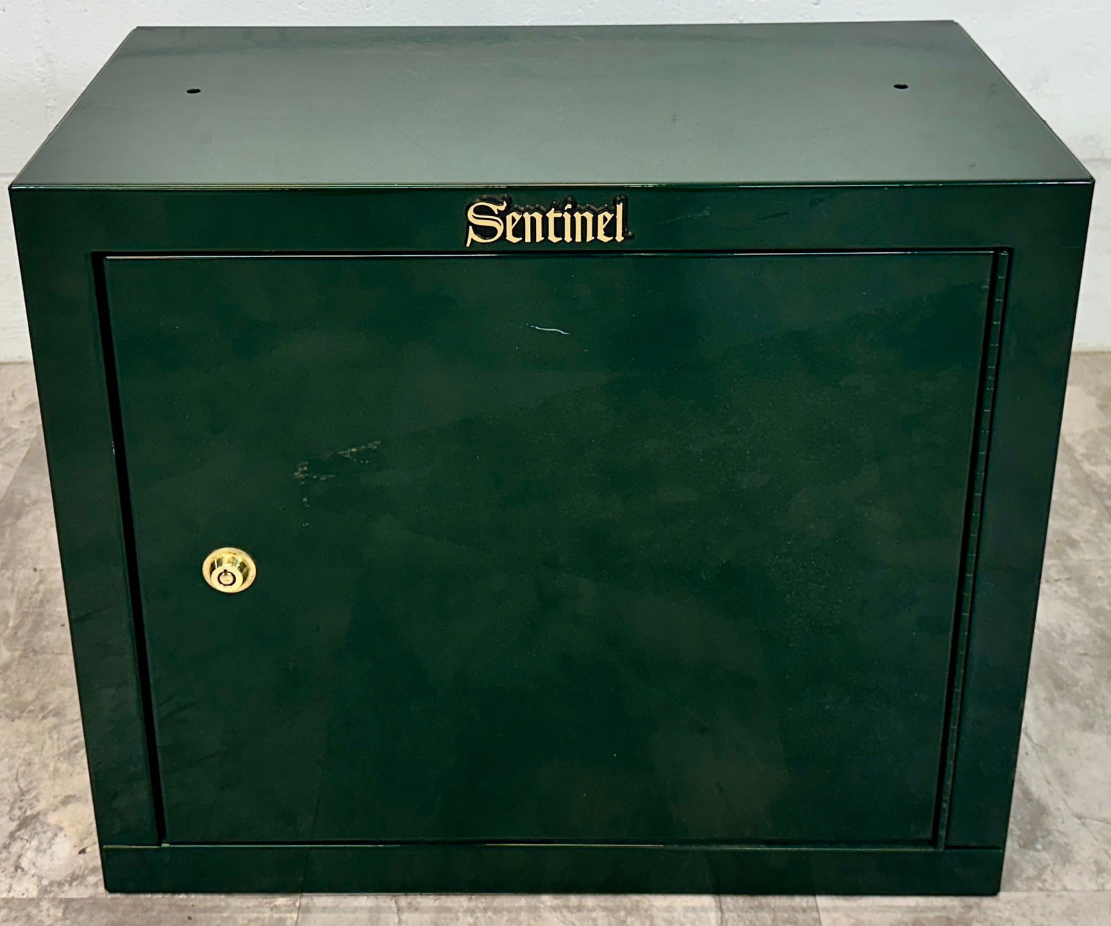 SENTINEL LOCKING STORAGE CABINET (1 of 3)