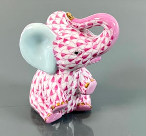 HEREND PINK FISHNET ELEPHANT