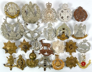 BRITISH AND CANADIAN MILITARY BADGES