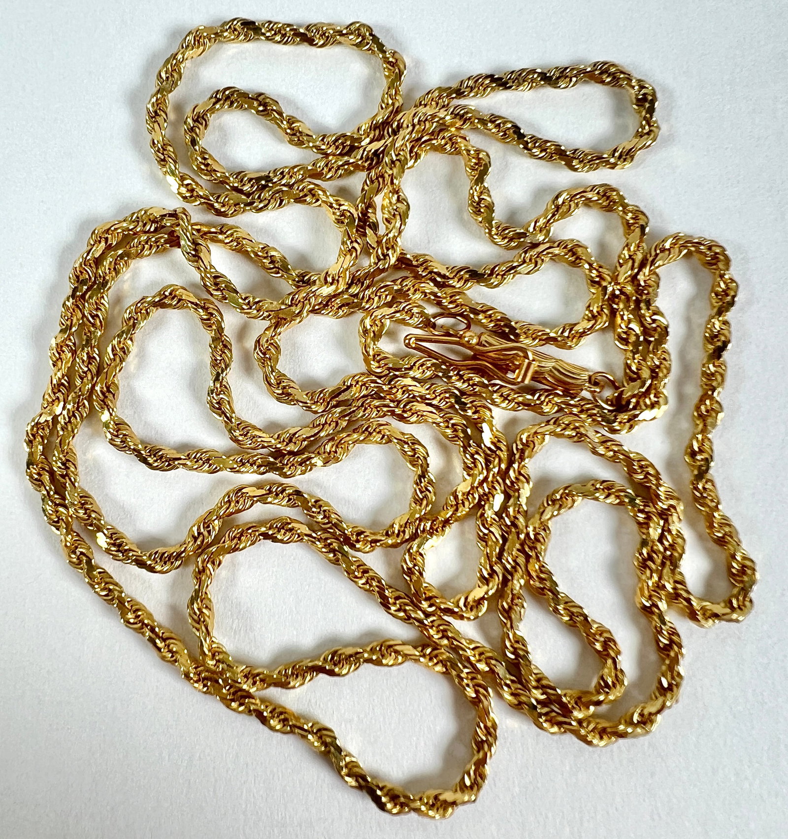 14K GOLD ROPE CHAIN (1 of 2)