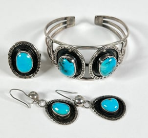STERLING SILVER WITH TURQUOISE JEWELRY