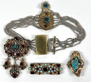 GROUPING OF BEJEWELED COSTUME JEWELRY