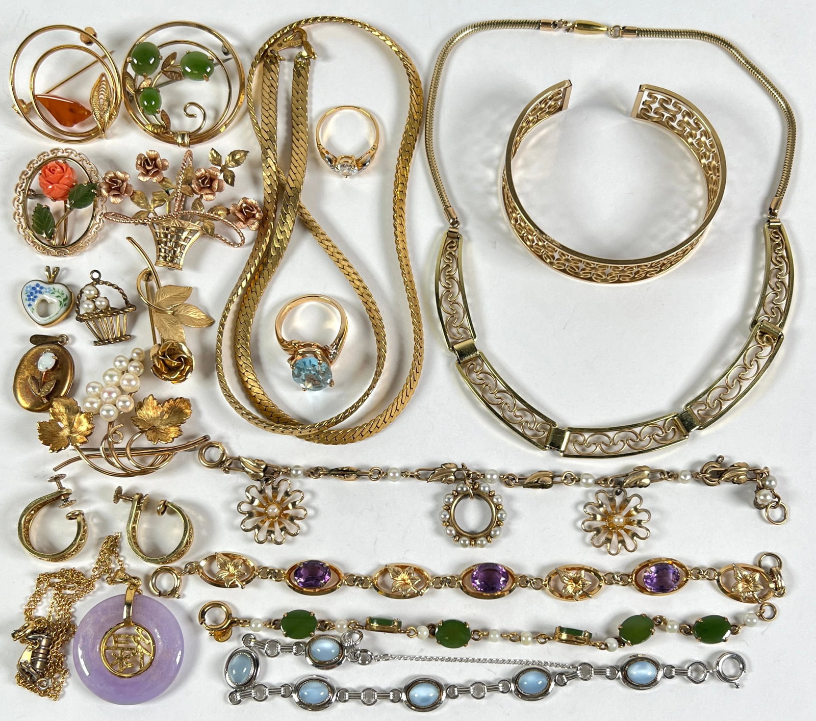 ESTATE COLLECTION OF GOLD FILLED OR PLATED JEWELRY: SEE TITLE