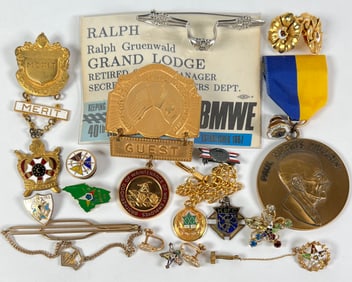 MASONIC AND FRATERNAL JEWELRY COLLECTION
