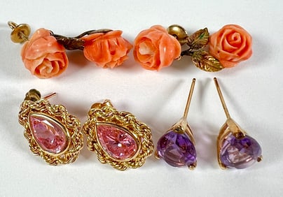 GOLD-MOUNTED EARRING COLLECTION