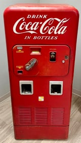 COCA-COLA VENDO 72 SODA MACHINE