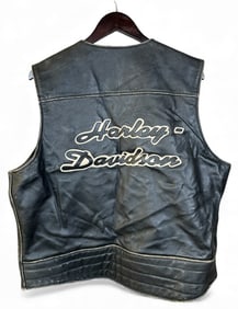 VINTAGE HARLEY DAVIDSON MOTORCYCLES LEATHER RIDING VEST