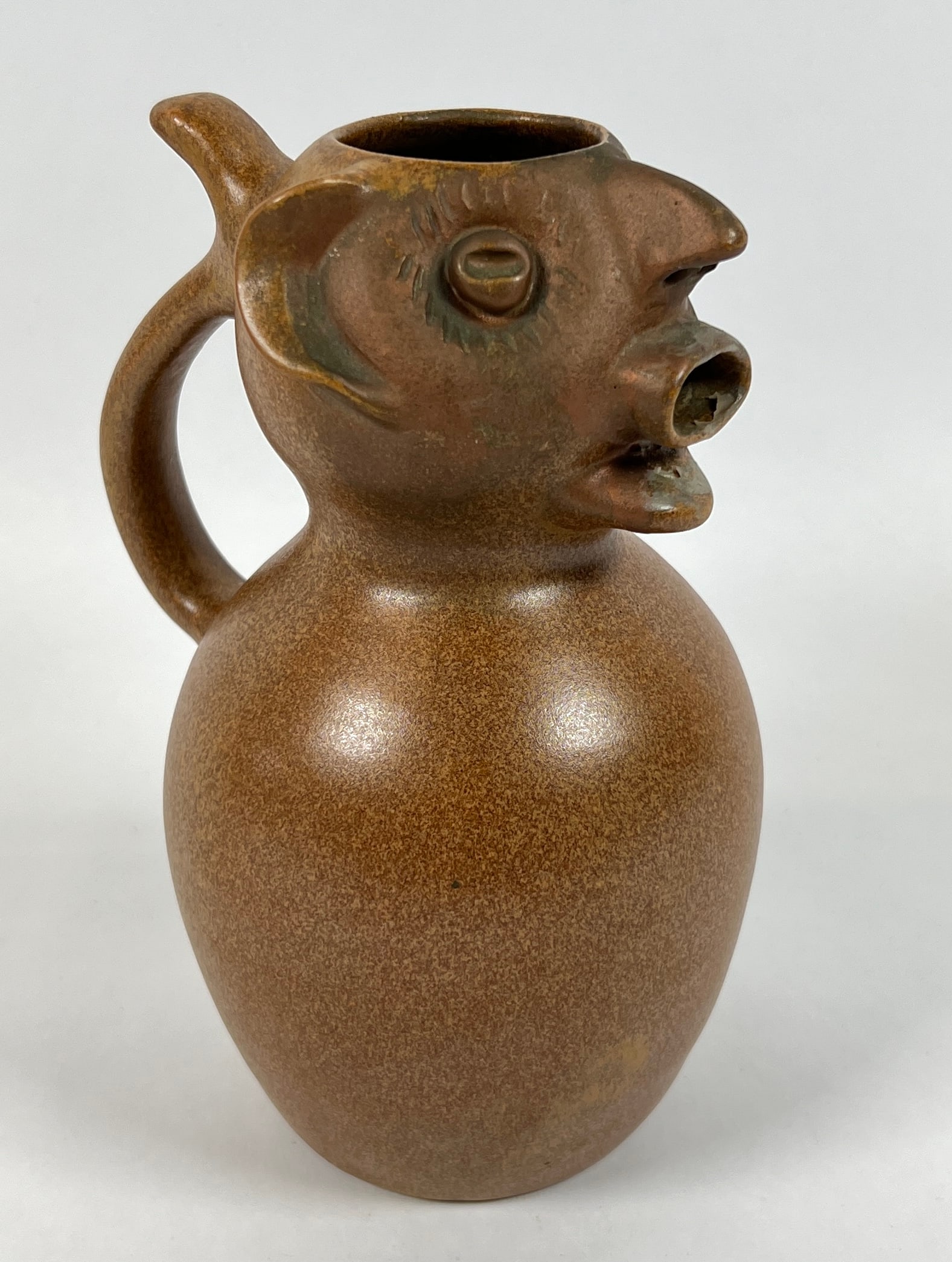 W.J. GORDY GEORGIA POTTERY PITCHER (1 of 4)