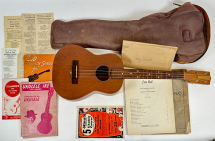 VINTAGE ROCKET UKELELE