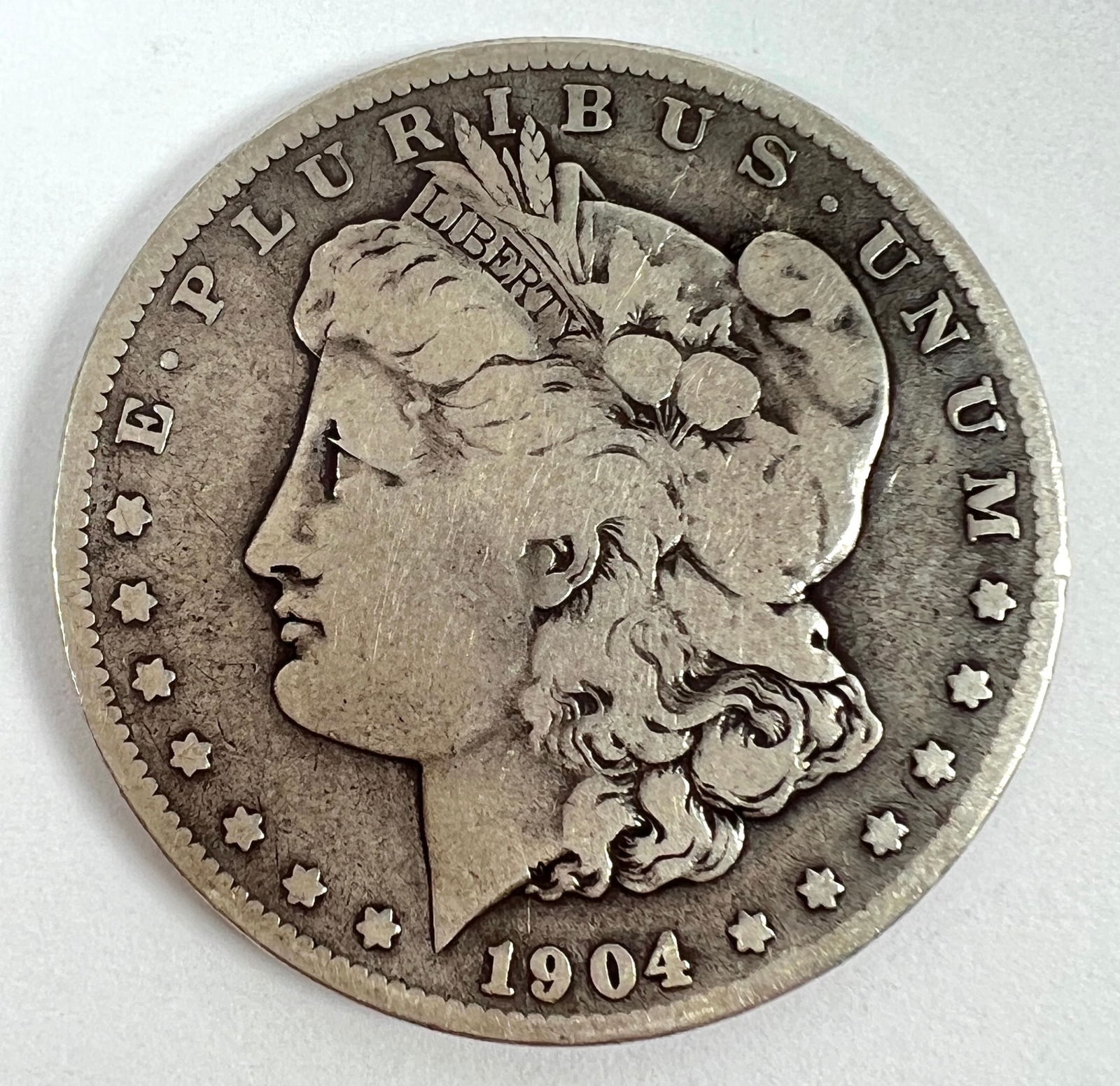 1904-S MORGAN SILVER DOLLAR - BETTER DATE (1 of 2)