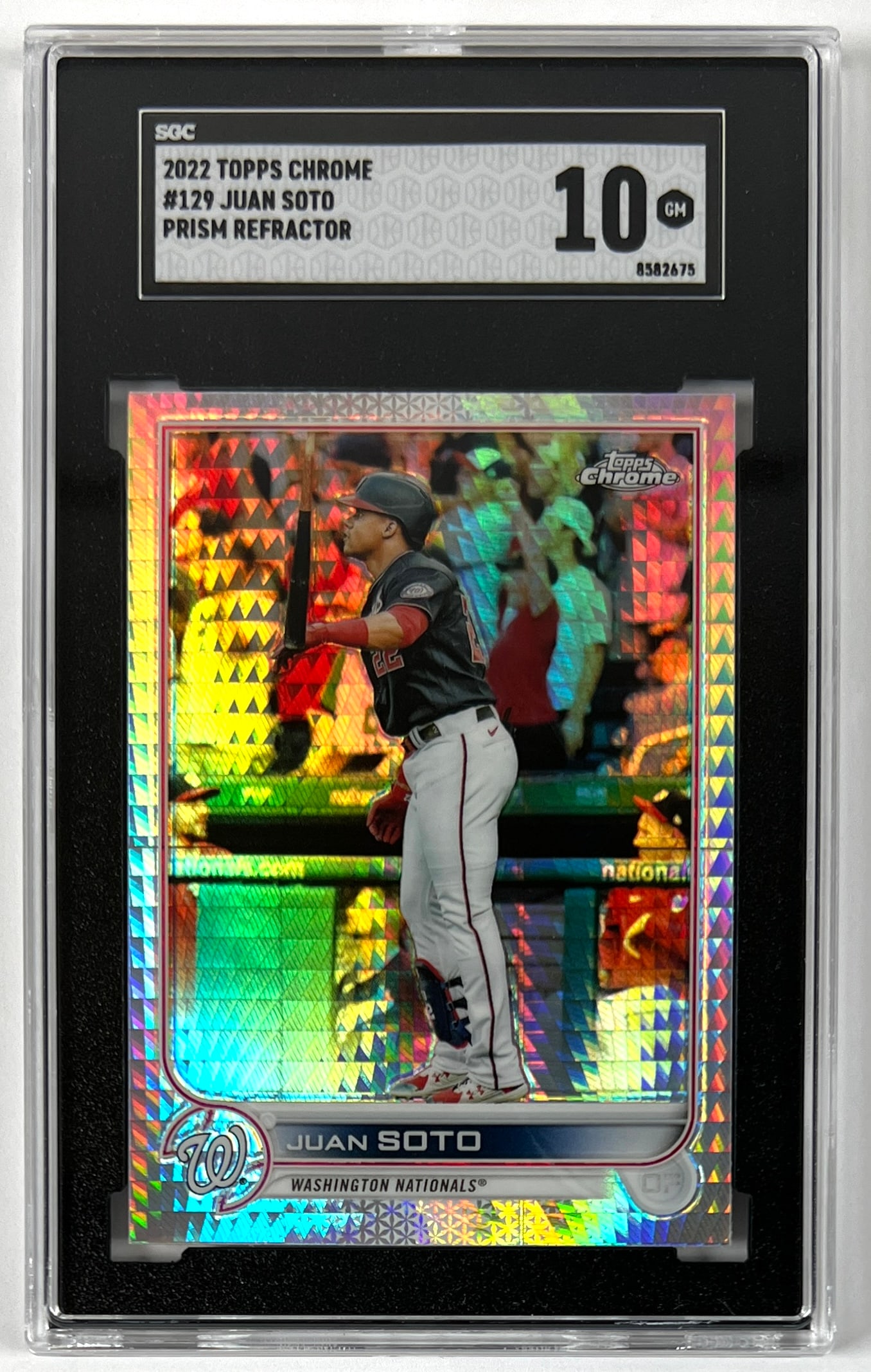2022 TOPPS CHROME JUAN SOTO REFRACTOR (1 of 2)