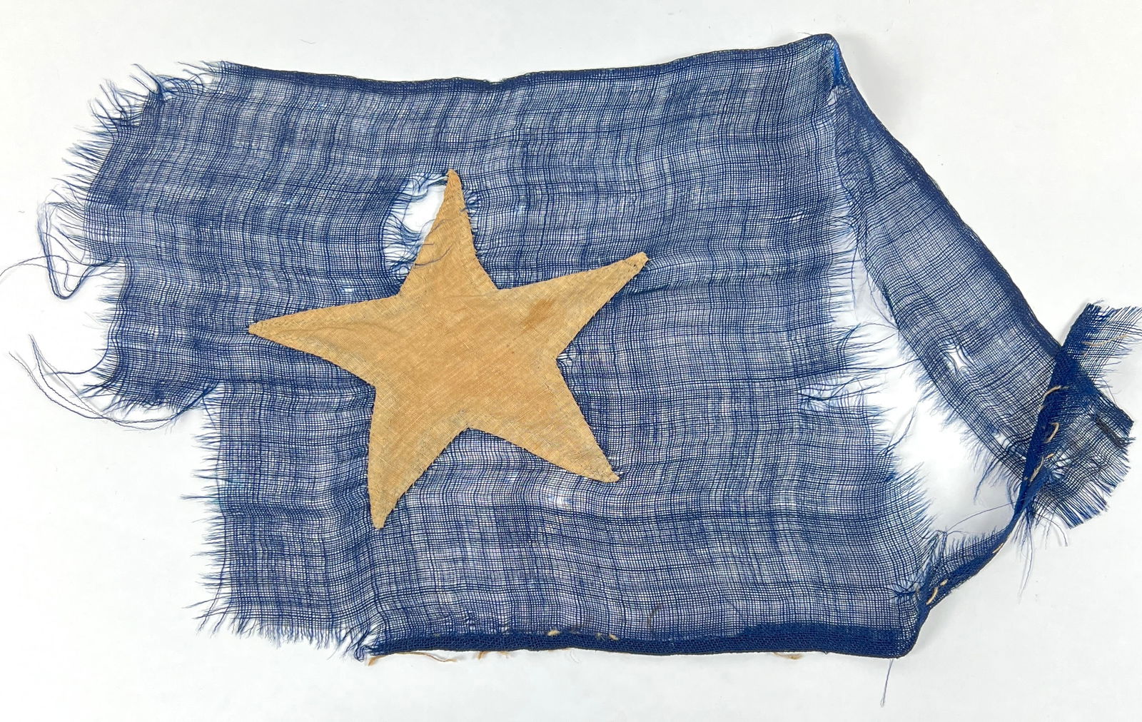 CIVIL WAR ERA U.S. FLAG FRAGMENT (1 of 2)