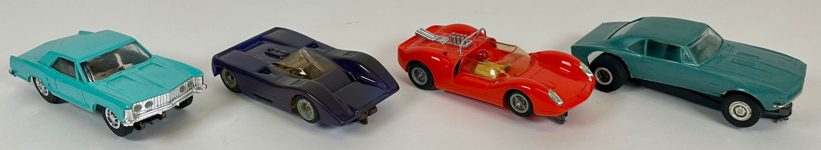 VINTAGE SLOT CAR COLLECTION (1 of 13)