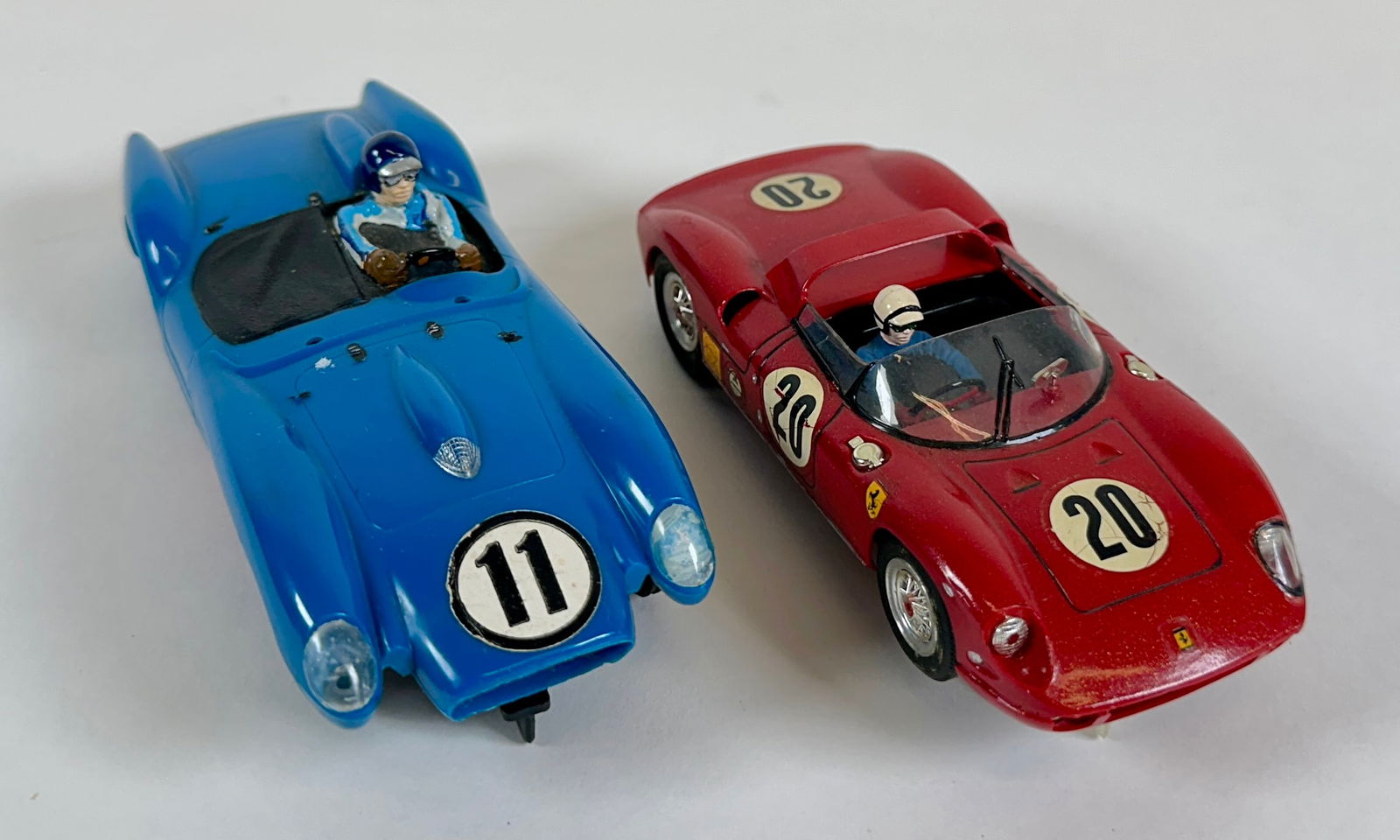 VINTAGE SLOT CAR COLLECTION (1 of 6)