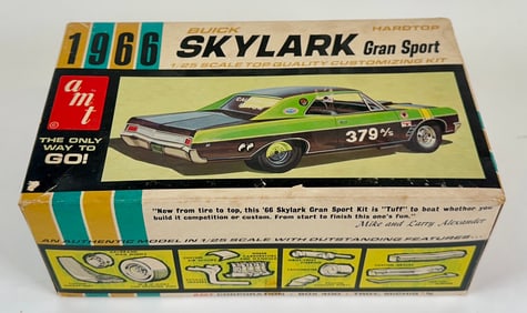 VINTAGE AMT MODEL CAR KIT - 1966 SKYLARK