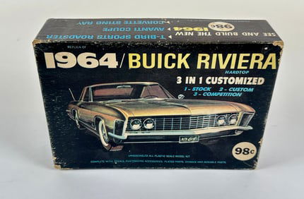 VINTAGE PALMER PLASTICS MODEL CAR KIT - RIVIERA