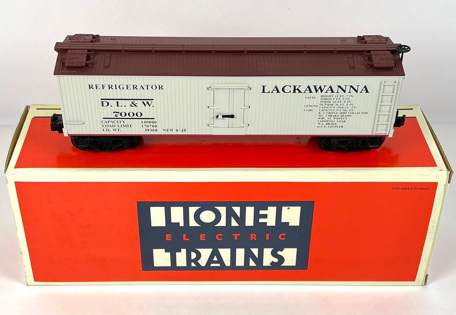 LIONEL ELECTRIC TRAINS - 6-51301 LACKAWANNA REFRIGERATOR CAR: LACKAWANNA REFRIGERATOR CAR. AS NEW WITH ORIGINAL BOX. CARTON IS 5"X4"X15"