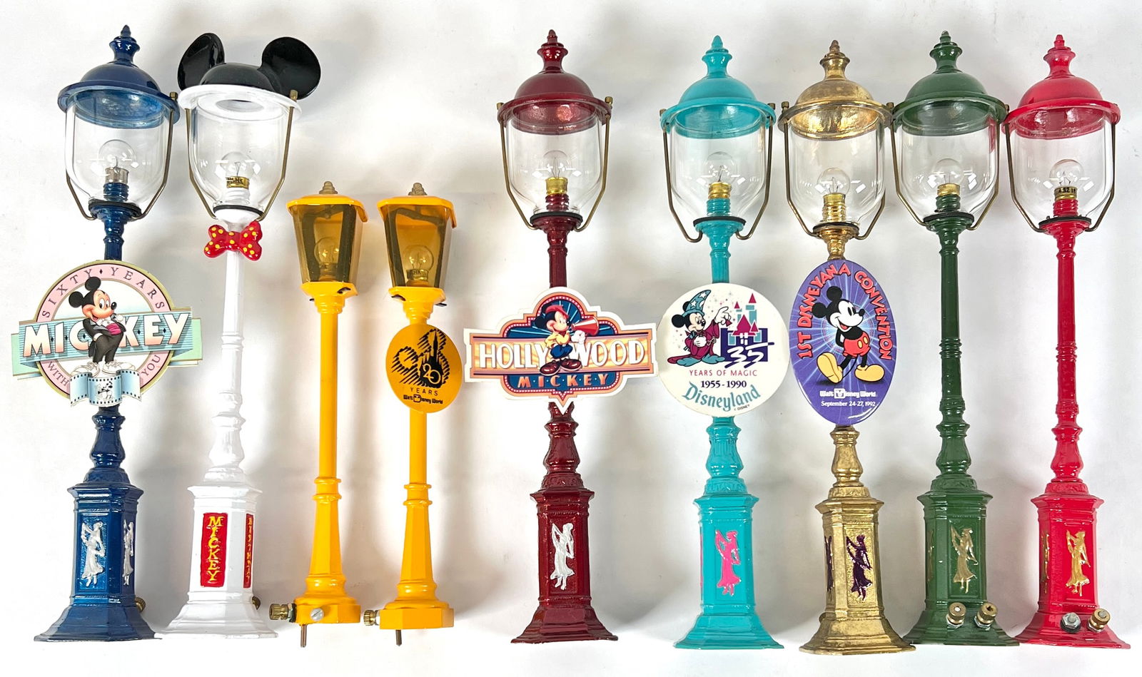 PRIDE LINES DISNEY TROLLEY LAMP POSTS (1 of 1)