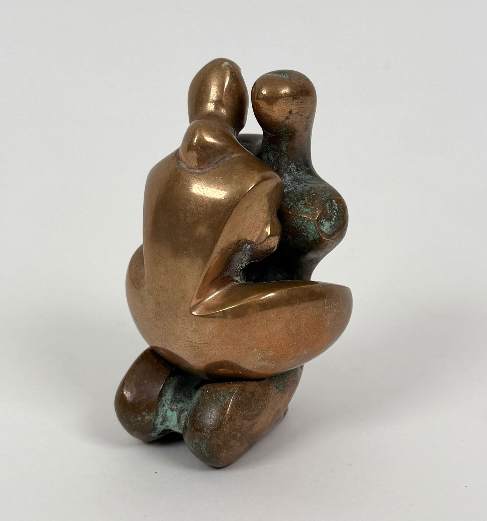 CALVIN GARBELL EROTIC BRONZE SCULPTURE: CALVIN GARBELL TWO-SECTION POLISHED BRONZE SCULPTURE OF INTERTWINED LOVERS. SIGNED ON LOWER PORTION OF ONE FIGURE, E.A. PURCHASED FROM KAMINSKI GALLERY, SYDNEY, AUSTRALIA. 4"H