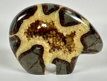 POLISHED SEPTARIAN GEODE ANIMAL CARVING