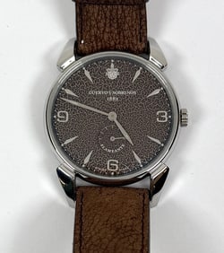 CUERVO Y SOBRINOS 1882 HISTORIADOR WATCH
