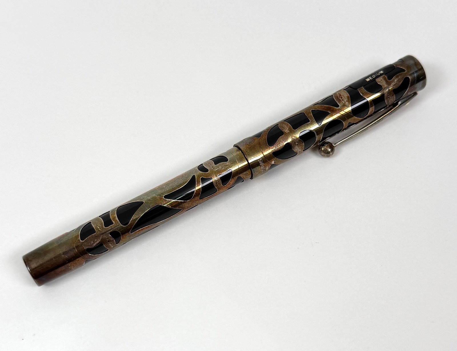 SHEAFFER NOSTALGIA FOUNTAIN PEN (1 of 3)