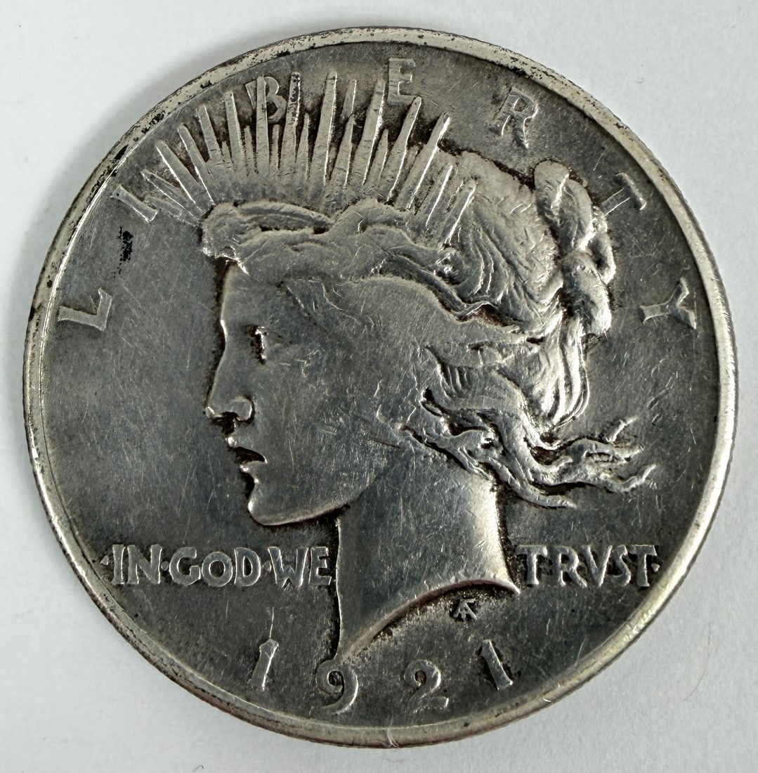 1921 PEACE SILVER DOLLAR - HIGH RELIEF (1 of 2)