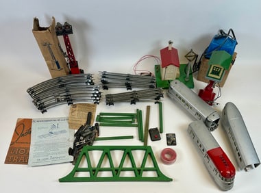 VINTAGE LIONEL TRAINS KIT