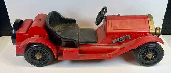 MARX TOYS ELECTRIC RIDE-ON CAR