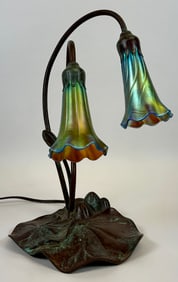 ANTIQUE TIFFANY STYLE LILY PAD LAMP