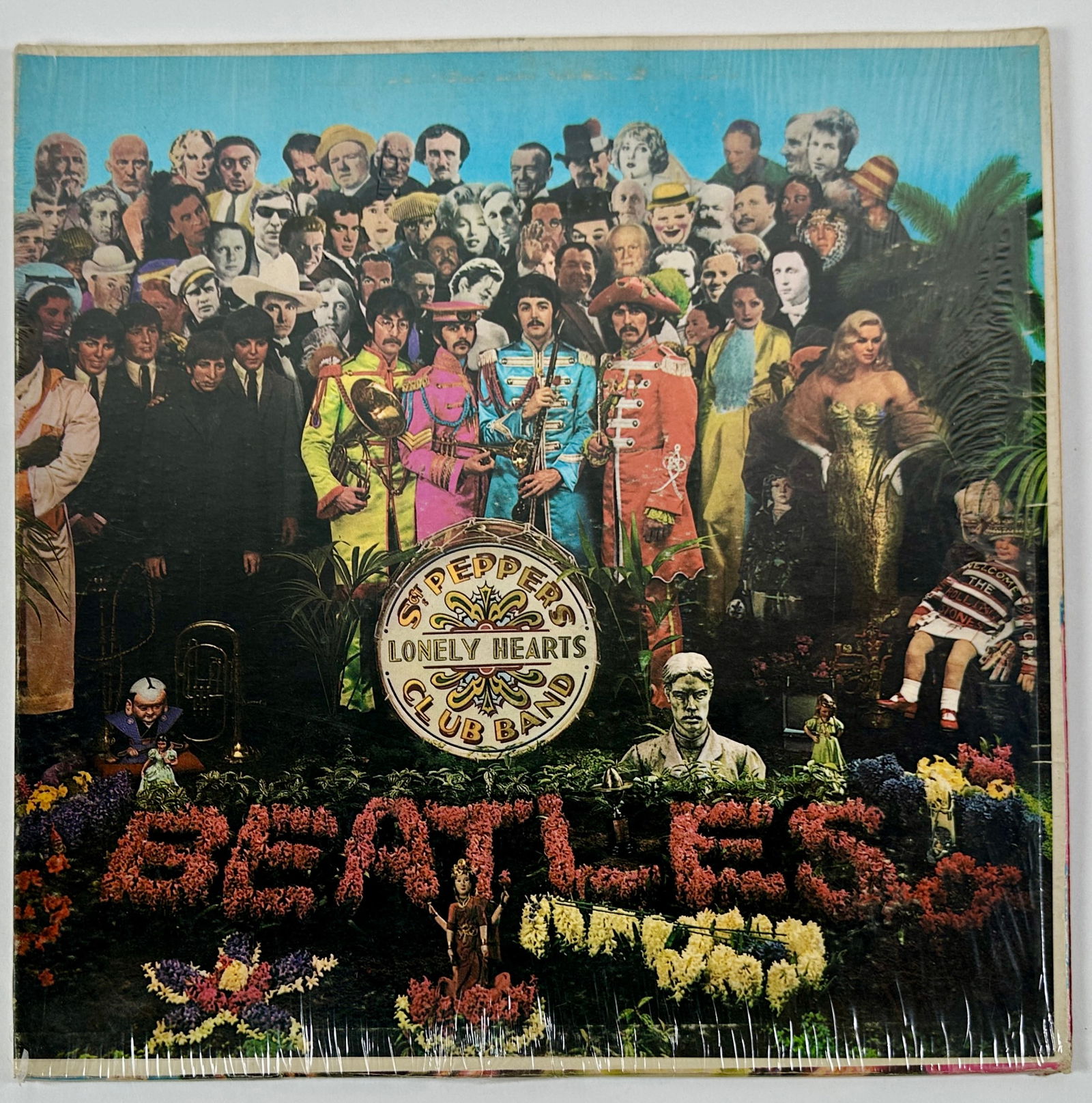 THE BEATLES - SGT. PEPPER'S LONELY HEARTS LP ALBUM (1 of 4)