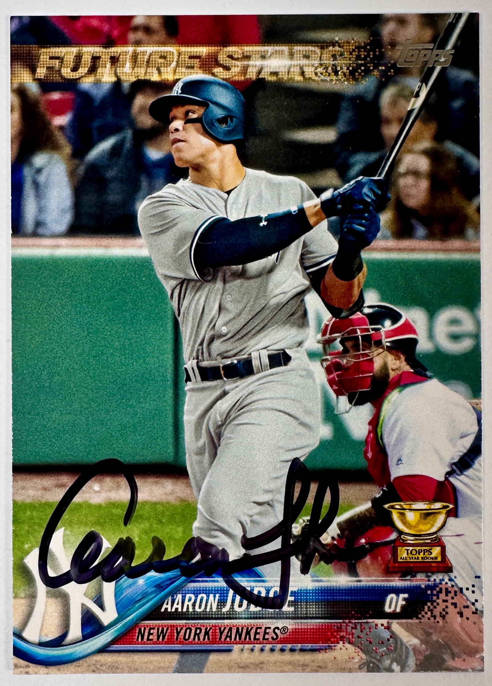 2018 TOPPS AARON JUDGE SIGNED CARD (1 of 3)