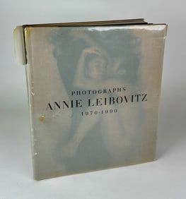 PHOTOGRAPHS - ANNIE LEIBOVITZ - 1970-1990