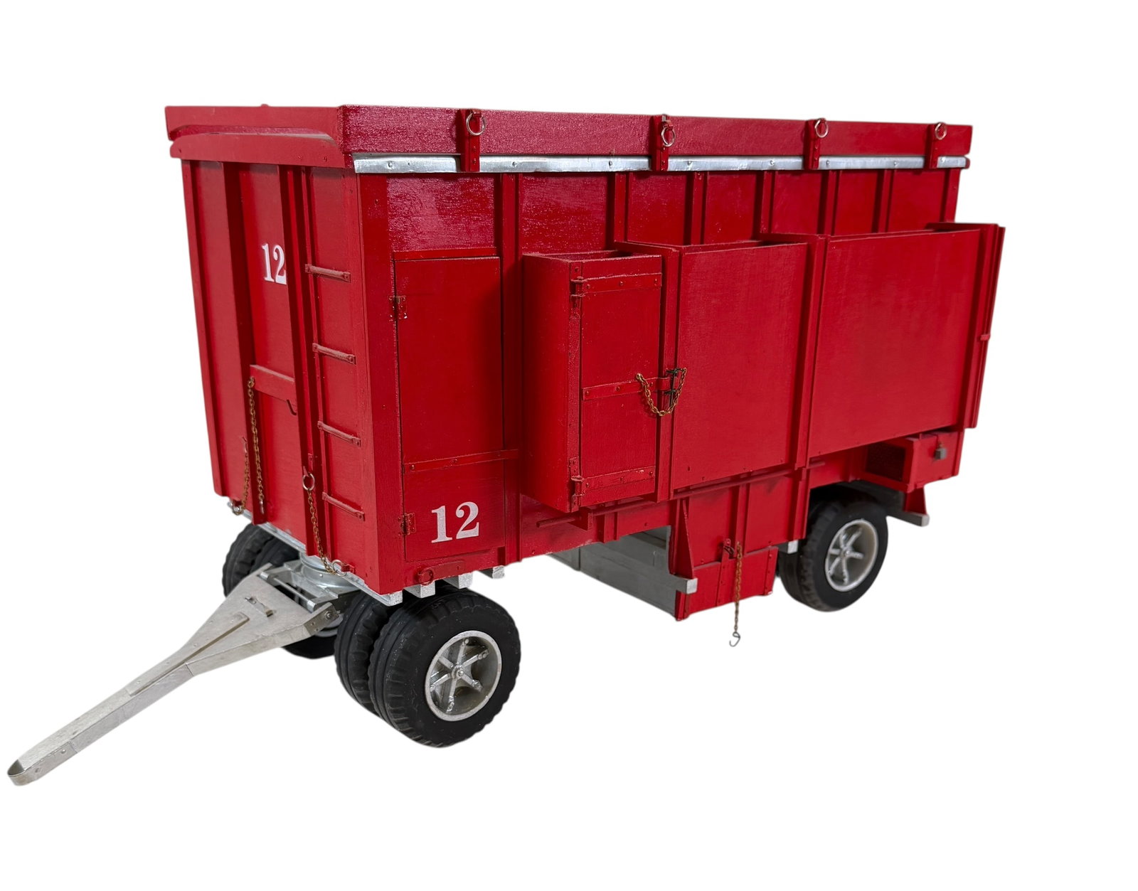 CIRCUS WAGON MODEL #12: FOLK ART - KIT BUILT CIRCUS BAGGAGE WAGON #12. UNSIGNED. 19"L INCLUDING HITCH, 8"X11". BUCKLES WOODCOCK COLLECTION.