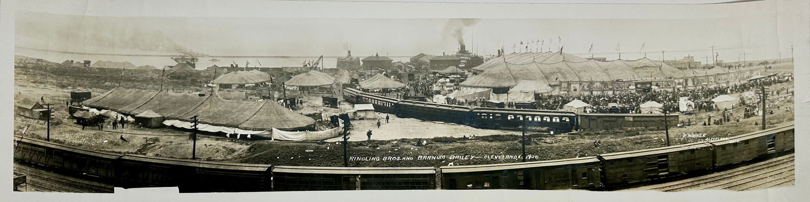 RINGLING BROS. BARNUM BAILEY CIRCUS PANORAMIC PHOTOGRAPH (1 of 3)