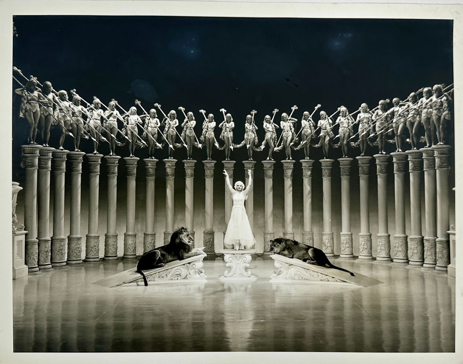 HERRIET HOCTTOR'S LIONS - THE GREAT ZIEGFELD (1 of 2)