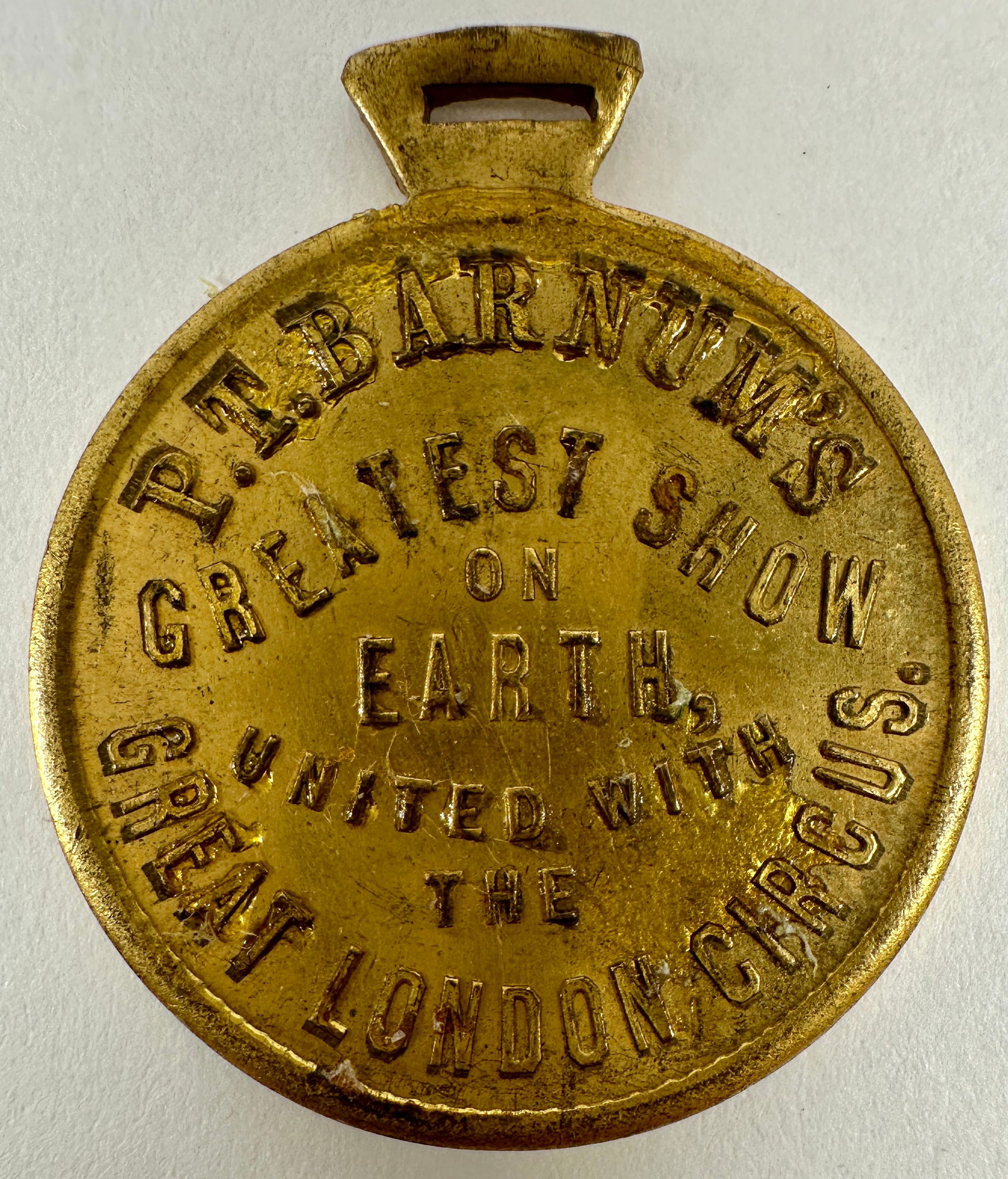 EXONUMIA - P.T. BARNUM - CHANG CHINESE GIANT FOB: P.T. BARNUM'S GREATEST SHOW ON EARTH - GREAT LONDON CIRCUS SOUVENIR FOB. CHANG, THE CHINESE GIANT, 1881. 27MM