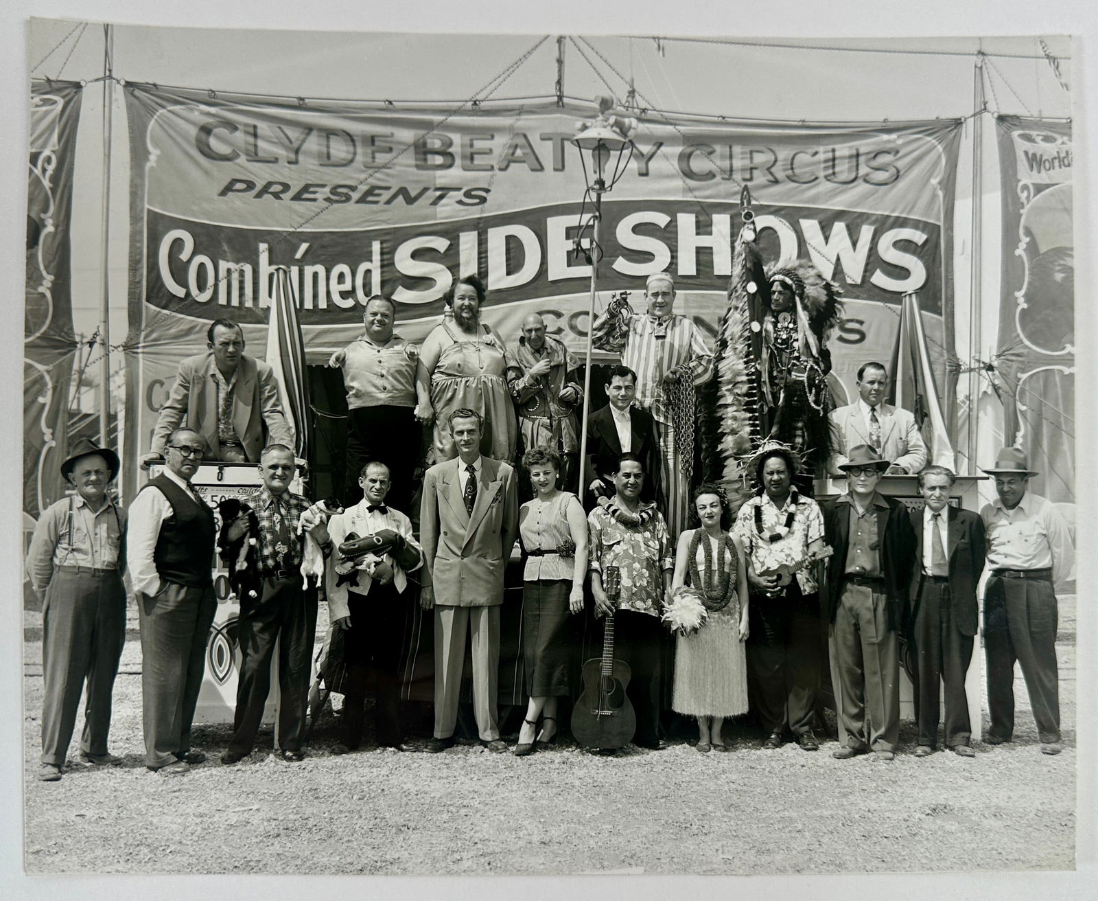CLYDE BEATTY CIRCUS SIDESHOW PHOTOGRAPH (1 of 2)