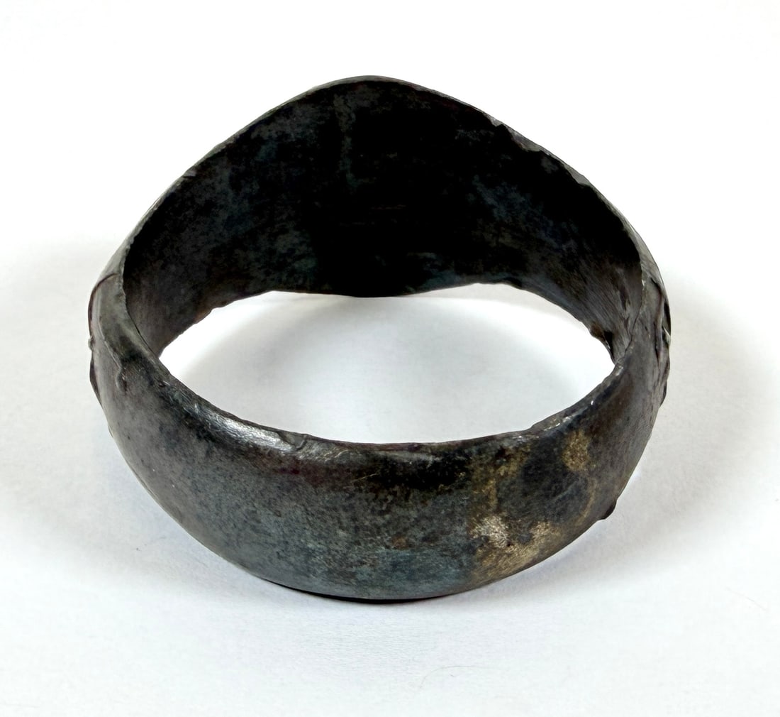 GEORGE AUGER GIANT SIDESHOW RING - 3