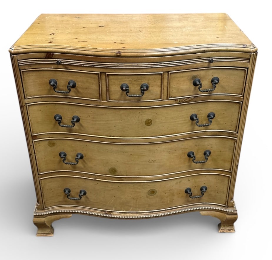 VINTAGE FRENCH PROVINCIAL SERPENTINE CHEST: FOUR-DRAWER CHEST WITH PULL-OUT SHELF. GOOD VINTAGE CONDITION, MINOR AREAS OF LOSS. 31"X17"X31"H