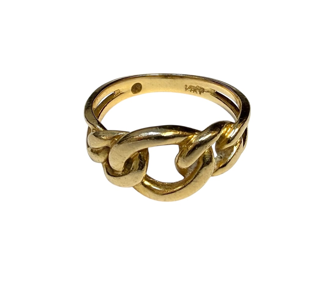 GOLD CUBAN KNOT RING: 14K YELLOW GOLD, CUBAN KNOT. 4 GRAMS IN TOTAL WEIGHT. SIZE 6.