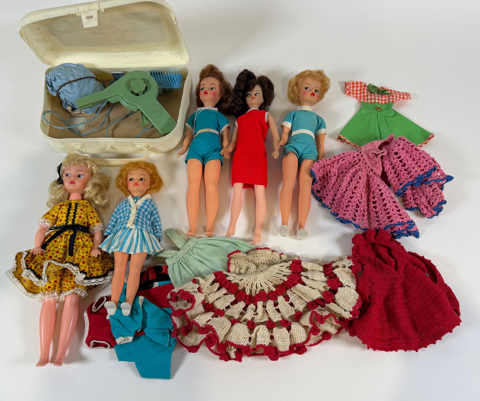VINTAGE TOY DOLLS: VINTAGE TRESSY HAIR GROWING DOLL, IDEAL TAMMY AND PEPPER, UNIQUE ELLIE MAE CLAMPETT, TRESSY HAIR DRYER.