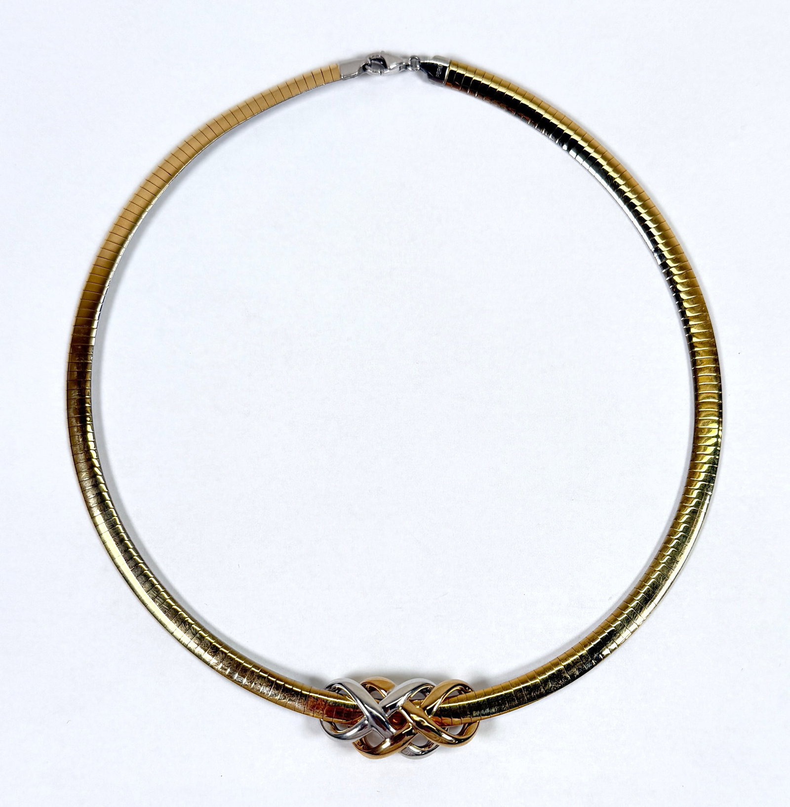 14K GOLD CHOKER NECKLACE WITH SLIDE: 14K CHOKER NECKLACE WITH SLIDE. TWO-TONE REVERSIBLE NECKLACE MARKED 14K. SLIDE MARKED ISRAEL. 26.1 GRAMS TOTAL WEIGHT. 16"